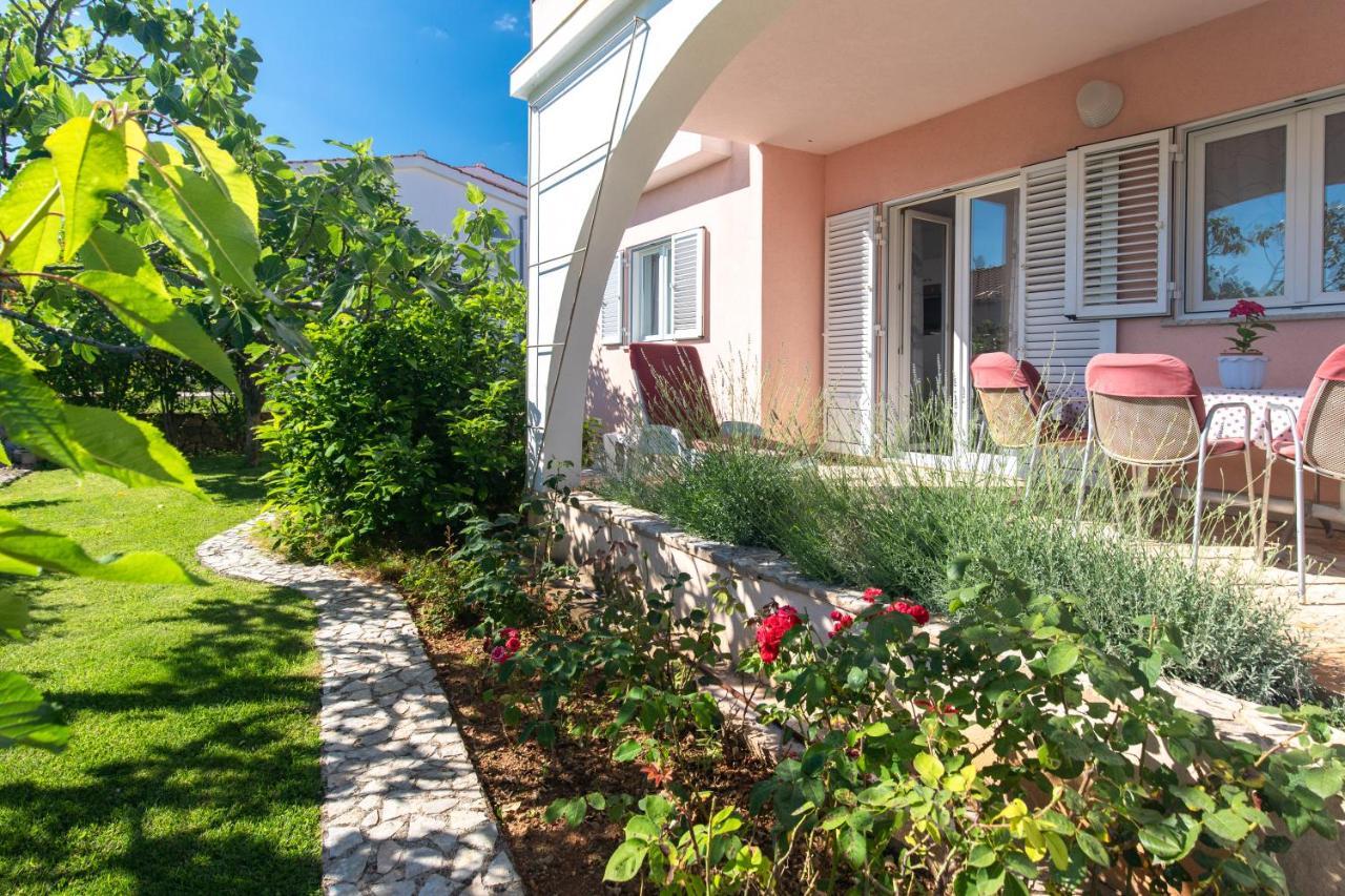Apartment Lavanda With Beautiful Garden كرك المظهر الخارجي الصورة