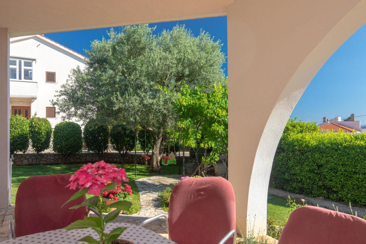 Apartment Lavanda With Beautiful Garden كرك المظهر الخارجي الصورة